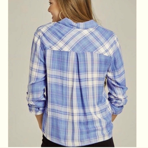 ALTAR’D STATE PLAID FLANNEL BUTTON FRONT TOP - Picture 2 of 7